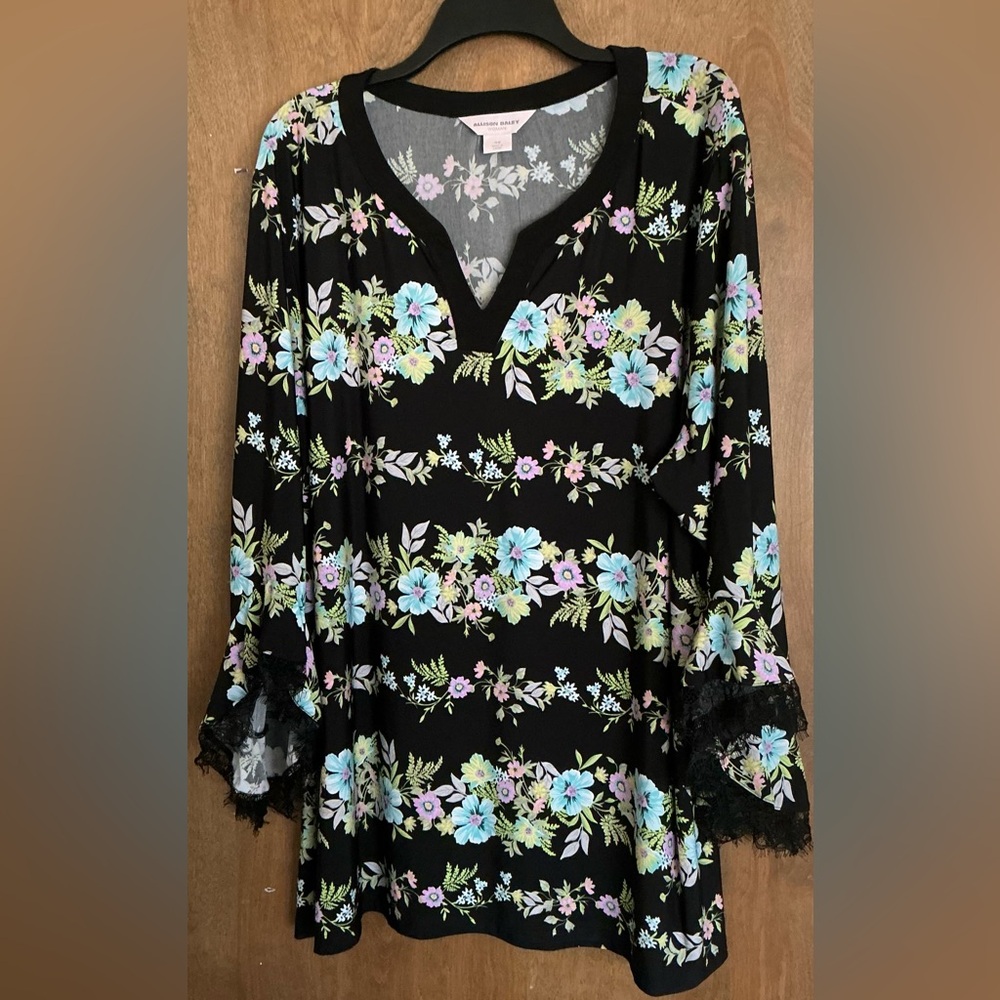 Allison Daley Woman 3/4 Sleeve Black Blouse V Neck Lace On Sleeves Flowers 3X